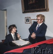 Październik 1975, Warszawa, Polska.
Pianista Krystian Zimerman podczas lekcji u prof. Andrzeja Jasińskiego przed  IX Międzynarodowym Konkursem Pianistycznym im. Fryderyka Chopina.
Fot. Bogdan Łopieński, zbiory Ośrodka KARTA