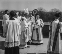 Sierpień 1966, Częstochowa, woj. katowickie, Polska.
Arcybiskup metropolita krakowski Karol Wojtyła podczas uroczystych obchodów rocznicy 1000-lecia chrztu Polski.
Fot. Bogdan Łopieński, zbiory Ośrodka KARTA