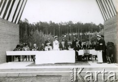 14.06.1939, Stalowa Wola, Polska.
Centralny Okręg Przemysłowy. Uroczyste otwarcie huty w Stalowej Woli z udziałem prezydenta Ignacego Mościckiego i wicepremiera Eugeniusza Kwiatkowskiego.
Fot. zbiory Ośrodka KARTA, Pogotowie Archiwalne [PA_028], przekazał Michał Nieronow  


