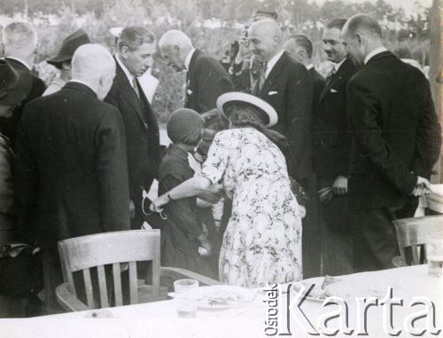 14.06.1939, Stalowa Wola, Polska.
Centralny Okręg Przemysłowy. Uroczyste otwarcie huty w Stalowej Woli z udziałem prezydenta Ignacego Mościckiego i wicepremiera Eugeniusza Kwiatkowskiego.
Fot. zbiory Ośrodka KARTA, Pogotowie Archiwalne [PA_028], przekazał Michał Nieronow  

