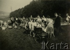 04.09.1945, Volpriehausen, III Rzesza Niemiecka.
Polski obóz przesiedleńczy. Obchody dnia 