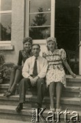 1945, Volpriehausen, III Rzesza Niemiecka.
Polski obóz przesiedleńczy. Na zdjęciu mieszkańcy obozu w czasie wolnym. 
Fot. zbiory Ośrodka KARTA, Pogotowie Archiwalne [PA_024], przekazali Dorota i Tomasz Wojciechowscy