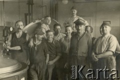 1941-1942, Dorsten, III Rzesza Niemiecka.
Obóz jeniecki oficerów Wojska Polskiego. Codzienna praca w obozie. 
Fot. zbiory Ośrodka KARTA, Pogotowie Archiwalne [PA_024], przekazali Dorota i Tomasz Wojciechowscy