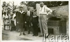1929, Gdańsk, Polska.
Rodzina Glaserów: Fredek, NN, Henryk, Albert.
Fot. zbiory Ośrodka KARTA, Pogotowie Archiwalne [PA_06], udostępnił Mirosław Glaser