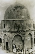 Październik 1944, Jerozolima, Palestyna.
Widok na Kościół Zwiastowania Najświętszej Maryi Panny.
Fot. NN, zbiory Ośrodka KARTA, Pogotowie Archiwalne [PA_033], udostępnił Piotr Balcer