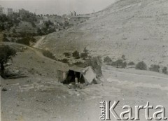 Październik 1944, Jerozolima, Palestyna.
Namiot beduiński pod Polem Krwi.
Fot. NN, zbiory Ośrodka KARTA, Pogotowie Archiwalne [PA_033], udostępnił Piotr Balcer