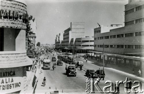 Lata 40., Tel-Aviv, Palestyna.
Ulica w Tel-Avivie.
Fot. NN, zbiory Ośrodka KARTA, Pogotowie Archiwalne [PA_033], udostępnił Piotr Balcer