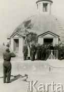 Sierpień 1944, Karmel, Palestyna.
Żołnierze 2 Korpusu Polskiego na dachu Bazyliki Najświętszej Maryi Panny.
Fot. NN, zbiory Ośrodka KARTA, Pogotowie Archiwalne [PA_033], udostępnił Piotr Balcer