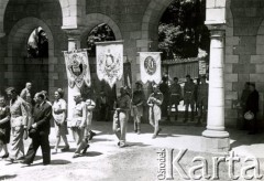 30.05.1945, Jerozolima, Palestyna.
2 Korpus Polski. Procesja Bożego Ciała, w której brali udział żołnierze i uchodźcy z Polski.
Fot. NN, zbiory Ośrodka KARTA, Pogotowie Archiwalne [PA_033], przekazał Piotr Balcer