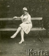 Lipiec 1929, Ciechocinek, Polska.
Kuracjuszka sanatorium wojskowego Antonina Lipińska.
Fot. NN, zbiory Ośrodka KARTA, Pogotowie Archiwalne [PA_033], przekazał Piotr Balcer