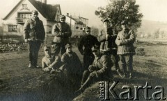 1930-1939, Polska.
Odpoczynek w trakcie jesiennych manewów wojskowych 7. Pułku Strzelców Konnych.
Fot. NN, zbiory Ośrodka KARTA, Pogotowie Archiwalne [PA_033], udostępnił Piotr Balcer