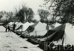 1942, Szachriziabs, Uzbekistan, ZSRR.
Obóz Junaków, namioty.
Fot. NN, zbiory Ośrodka KARTA, Pogotowie Archiwalne [PAF_033], udostępnił Piotr Balcer

