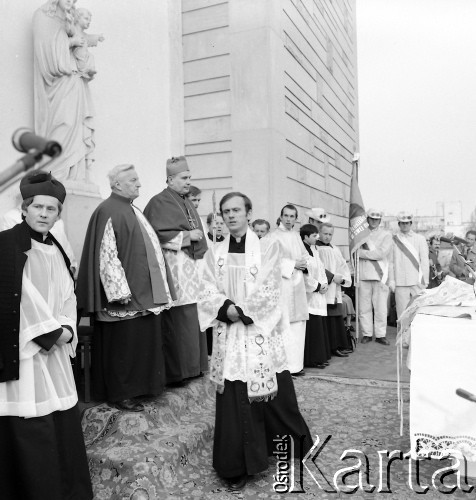 25.04.1981, Warszawa, Polska.
Uroczystość poświęcenia sztandaru NSZZ 