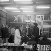 16.02.1981, Warszawa, Polska.
Strajk studentów Akademii Medycznej w sprawie rejestracji Niezależnego Zrzeszenia Studentów. 
Fot. Adam Szymański, zbiory Ośrodka KARTA, kolekcję zdjęć przekazał Adam Szymański