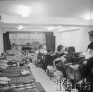 16.02.1981, Warszawa, Polska.
Strajk studentów Akademii Medycznej w sprawie rejestracji Niezależnego Zrzeszenia Studentów. Rzeczy osobiste protestujących studentów.
Fot. Adam Szymański, zbiory Ośrodka KARTA, kolekcję zdjęć przekazał Adam Szymański