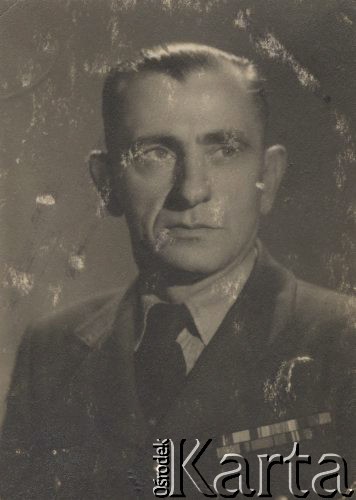 10.05.1946, Wielka Brytania. 
Jan A. Moch, portret w mundurze lotnika.
Fot. NN, zbiory Ośrodka KARTA, Pogotowie Archiwalne [PAF_046], udostępniła Małgorzata Krzyżak