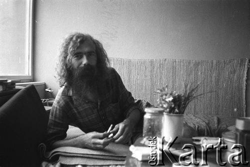 Sierpień-grudzień 1982, Darłowo, Polska.
Ośrodek dla internowanych w Darłówku. Andrzej Zieliński w pokoju.
Fot. Andrzej Zieliński, zbiory Ośrodka KARTA