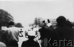 29.11.1987, Gdańsk, Polska.
Bojkot referendum. Manifestanci na ulicy.
Fot. NN, Archiwum Federacji Młodzieży Walczącej, zbiory Ośrodka KARTA