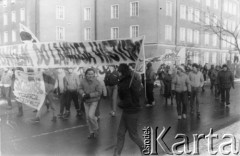 13.12.1987, Gdańsk, Polska.
Manifestacja z związku z 6. rocznicą wprowadzenia stanu wojennego.
Fot. NN, Archiwum Federacji Młodzieży Walczącej, zbiory Ośrodka KARTA