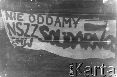 16.12.1987, Gdańsk, Polska.
Manifestacja Federacji Młodzieży Walczącej Region Gdańsk w 17. rocznicę wydarzeń na Wybrzeżu w 1970 roku.
Fot. NN, Archiwum Federacji Młodzieży Walczącej, zbiory Ośrodka KARTA