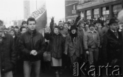 Lata 80., Gdańsk, Polska.
Niezależna manifestacja. 
Fot. NN, Archiwum Federacji Młodzieży Walczącej, zbiory Ośrodka KARTA.
