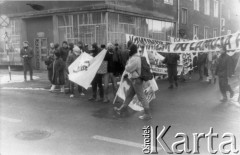 Koniec lat 80., Gdańsk, polska.
Niezależna manifestacja.
Fot. NN, Archiwum Federacji Młodzieży Walczącej, zbiory Ośrodka KARTA