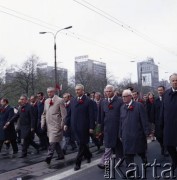 1.05.1978, Warszawa, Polska.
Obchody Święta Pracy. Od prawej: Stefan Olszowski, przewodniczący Rady Państwa Henryk Jabłoński, I sekretarz Komitetu Warszawskiego PZPR Alojzy Karkoszka, I sekretarz KC PZPR Edward Gierek, premier Piotr Jaroszewicz.
Fot. Edward Grochowicz, zbiory Ośrodka KARTA