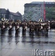 9.05.1979, Warszawa, Polska.
Obchody Dnia Zwycięstwa na pl. Zwycięstwa (ob. pl. Józefa Piłsudskiego).
Fot. Edward Grochowicz, zbiory Ośrodka KARTA