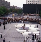 1.08.1979, Warszawa, Polska.
Odsłonięcie pomnika Powstańców Warszawy wg. projektu Andrzeja Domańskiego na pl. Powstańców Warszawy.
Fot. Edward Grochowicz, zbiory Ośrodka KARTA