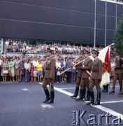 1.08.1979, Warszawa, Polska.
Odsłonięcie pomnika Powstańców Warszawy wg. projektu Andrzeja Domańskiego na pl. Powstańców Warszawy.
Fot. Edward Grochowicz, zbiory Ośrodka KARTA