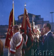 1.08.1979, Warszawa, Polska.
Uroczystości w 35. rocznicę wybuchu powstania warszawskiego pod pomnikiem Bohaterów Warszawy na pl. Teatralnym.
Fot. Edward Grochowicz, zbiory Ośrodka KARTA