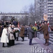 19.04.1983, Warszawa, Polska.
Obchody 40. rocznicy wybuchu powstania w getcie warszawskim, przy pomniku Powstańców Getta.
Fot. Edward Grochowicz, zbiory Ośrodka KARTA