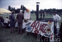 22.07.1984, Warszawa, Polska.
Obchody 40-lecia Polskiej Rzeczpospolitej Ludowej na błoniach Stadionu Dziesięciolecia.
Fot. Edward Grochowicz, zbiory Ośrodka KARTA