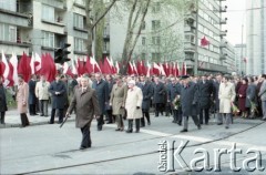 1.05.1985, Warszawa, Polska. 
Obchody Święta Pracy. Przedstawiciele władz państwowych (w drugim rzędzie) na czele z generałem Wojciechem Jaruzelskim - ówczesnym prezesem Rady Ministrów, I sekretarzem KC PZPR i przewodniczącym Komitetu Obrony Kraju, przewodniczącym Rady Państwa Henrykiem Jabłońskim (w jasnym płaszczu) i wicepremierem Romanem Malinowskim w pochodzie na ulicy Moliera. Wśród uczestników również pisarz Jan Dobraczyński (obok R. Malinowskiego).
Fot. Edward Grochowicz, zbiory Ośrodka KARTA