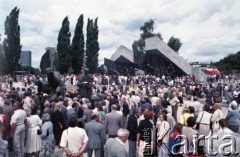 1.08.1989, Warszawa, Polska.
Odsłonięcie Pomnika Powstania Warszawskiego na placu Krasińskich w 45. rocznicę wybuchu powstania.
Fot. Edward Grochowicz, zbiory Ośrodka KARTA