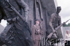 1.08.1989, Warszawa, Polska.
Odsłonięcie Pomnika Powstania Warszawskiego na placu Krasińskich w 45. rocznicę wybuchu powstania.
Fot. Edward Grochowicz, zbiory Ośrodka KARTA