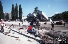 Przed 1.08.1989, Warszawa, Polska.
Budowa Pomnika Powstania Warszawskiego. Został odsłonięty 1.08.1989.
Fot. Edward Grochowicz, zbiory Ośrodka KARTA