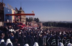 4.06.1979, Częstochowa, Polska.
Pierwsza pielgrzymka papieża Jana Pawła II do Polski w dniach 2-10 czerwca 1979 roku. Ojciec Święty na Jasnej Górze.
Fot. Edward Grochowicz, zbiory Ośrodka KARTA