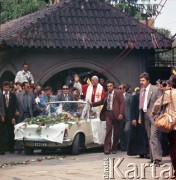9.06.1979, Kraków, Polska.
Pierwsza pielgrzymka papieża Jana Pawła II do Polski w dniach 2-10 czerwca 1979 roku. Przyjazd Ojca Świętego na spotkanie z wiernymi w opactwie cystersów w Mogile.
Fot. Edward Grochowicz, zbiory Ośrodka KARTA