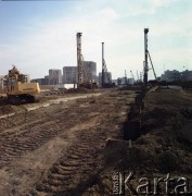 6.10.1983, Warszawa, Polska.
Budowa I linii metra na odcinku wzdłuż al. Komisji Edukacji Narodowej.
Fot. Edward Grochowicz, zbiory Ośrodka KARTA