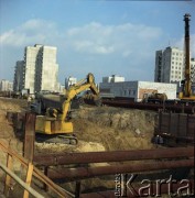 6.10.1983, Warszawa, Polska.
Budowa I linii metra na odcinku wzdłuż al. Komisji Edukacji Narodowej.
Fot. Edward Grochowicz, zbiory Ośrodka KARTA