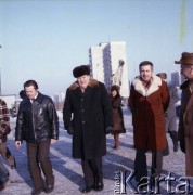 17.12.1983, Warszawa, Polska.
Spotkanie przedstawicieli władz na terenie budowy I linii metra.
Fot. Edward Grochowicz, zbiory Ośrodka KARTA