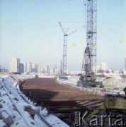 17.12.1983, Warszawa, Polska.
Budowa I linii metra na Ursynowie.
Fot. Edward Grochowicz, zbiory Ośrodka KARTA
