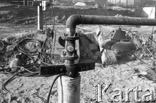 13.11.1984, Warszawa.
Budowa I linii metra w Warszawie, prawdopodobnie w okolicy stacji metra Służew.
Fot. Edward Grochowicz, zbiory Ośrodka KARTA