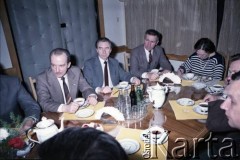 19.04.1986, Warszawa, Polska.
Podpisanie umowy związanej z budową I linii metra w Warszawie.
Fot. Edward Grochowicz, zbiory Ośrodka KARTA