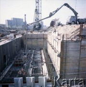 Maj 1986, Warszawa, Polska.
Budowa I linii metra metodą odkrywkową na Ursynowie.
Fot. Edward Grochowicz, zbiory Ośrodka KARTA