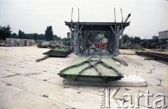 12.07.1987, Warszawa, Polska.
Budowa I linii metra, prawdopodobnie przy stacji Politechnika.
Fot. Edward Grochowicz, zbiory Ośrodka KARTA