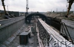 Sierpień 1988, Warszawa, Polska.
Budowa tunelu I linii metra.
Fot. Edward Grochowicz, zbiory Ośrodka KARTA
