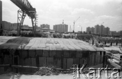1988, Warszawa, Polska.
Budowa I linii metra wzdłuż al. Komisji Edukacji Narodowej.
Fot. Edward Grochowicz, zbiory Ośrodka KARTA