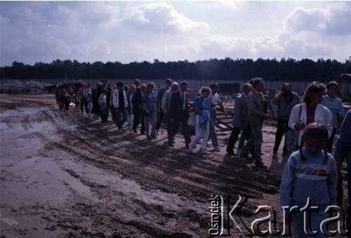 18.09.1989, Warszawa, Polska.
Dzień otwarty na budowie I linii metra. Zwiedzanie Stacji Techniczno-Postojowej 